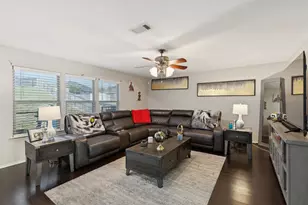 532 Prince St, Cedar Hill, TX 75104 - Photo 6