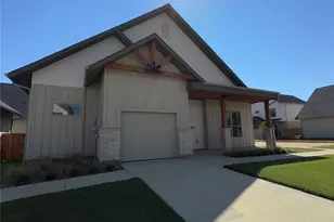 2036 Oak Grove, Aubrey, TX 76227 - Photo 2