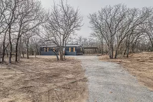 300 Huddleston Rd, Sunset, TX 76270 - Photo 38