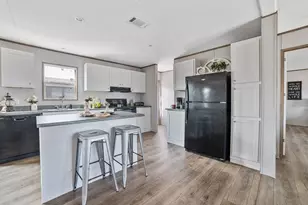 300 Huddleston Rd, Sunset, TX 76270 - Photo 18