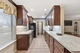 102 N Valley St, Red Oak, TX 75154 - Photo 10