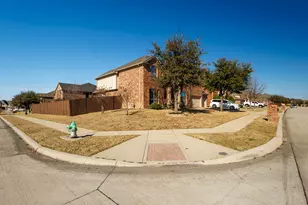 2301 Emerald Lake Ln, Little Elm, TX 75068 - Photo 2