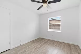 2009 Barton Dr, Arlington, TX 76010 - Photo 16