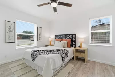 2009 Barton Drive, Arlington, TX 76010 - Photo 12