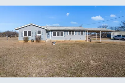 305 Cheyenne Drive, Runaway Bay, TX 76426 - Photo 1