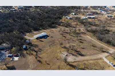 305 Cheyenne Drive, Runaway Bay, TX 76426 - Photo 32