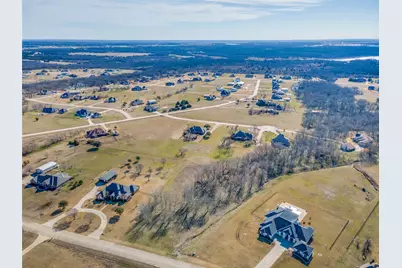 333 Hidden Pass, Royse City, TX 75189 - Photo 1