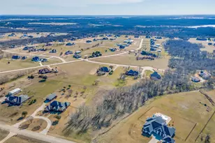 333 Hidden Pass, Royse City, TX 75189 - Photo 1