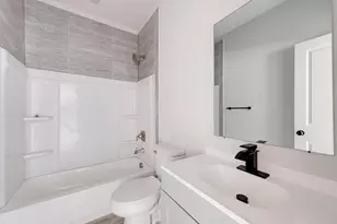 116 Bowie St, Mabank, TX 75156 - Photo 8