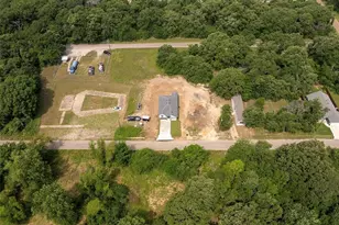 116 Bowie St, Mabank, TX 75156 - Photo 2