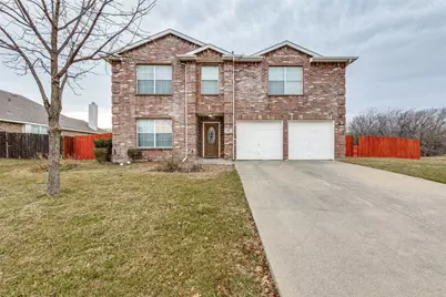 601 Mallard Drive, Saginaw, TX 76131 - Photo 1