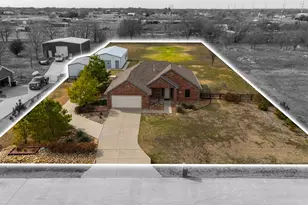 10800 Hunter Dr, Justin, TX 76247 - Photo 2