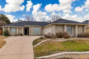 8512 McCormick Ct, Fort Worth, TX 76179 - Photo 2