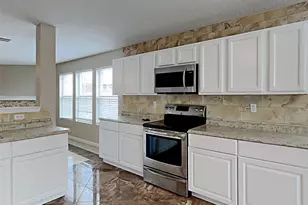 6054 Susanna Dr, Grand Prairie, TX 75052 - Photo 6