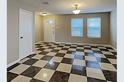 6054 Susanna Drive, Grand Prairie, TX 75052 - Photo 4