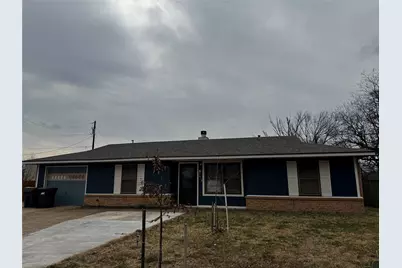 2416 Morris Drive, Corsicana, TX 75110 - Photo 1