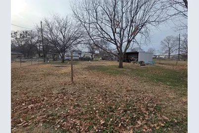 506 Hall Street, Graham, TX 76450 - Photo 8