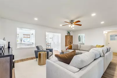 739 Vinecrest Lane, Richardson, TX 75080 - Photo 6