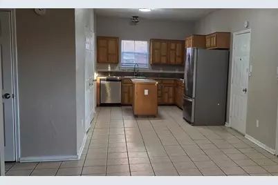 9214 Barton Creek Drive, Rowlett, TX 75089 - Photo 6