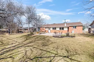 1106 Coke Dr, Arlington, TX 76010 - Photo 28