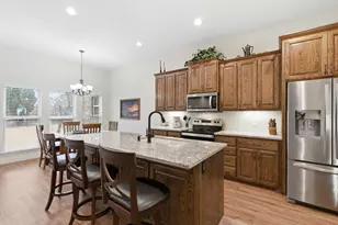 2201 Springhill Ct, Mineral Wells, TX 76067 - Photo 6