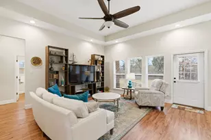 2201 Springhill Ct, Mineral Wells, TX 76067 - Photo 4