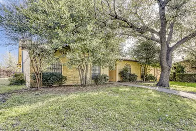 2039 Chestnut Road, Carrollton, TX 75007 - Photo 2