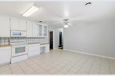 1710 Kay Avenue, Bridgeport, TX 76426 - Photo 8