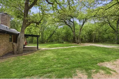 2004 W Spanish Trail Drive, Granbury, TX 76048 - Photo 34