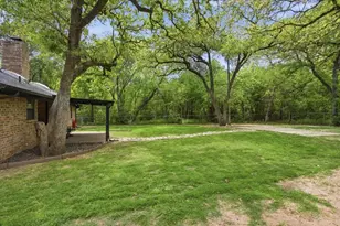 2004 W Spanish Trail Dr, Granbury, TX 76048 - Photo 36