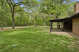 2004 W Spanish Trail Dr, Granbury, TX 76048 - Photo 34