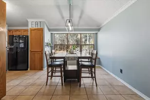 2004 W Spanish Trail Dr, Granbury, TX 76048 - Photo 18