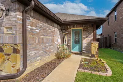 5505 Thunder Bay Drive, Forest Hill, TX 76119 - Photo 6