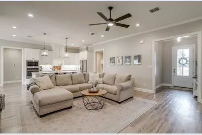 808 Gallant Fox Road, Hewitt, TX 76643 - Photo 4