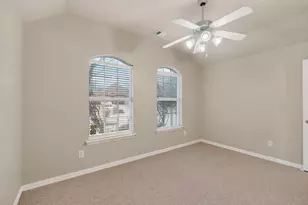 5452 Brazoria Dr, Grand Prairie, TX 75052 - Photo 22