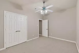 5452 Brazoria Dr, Grand Prairie, TX 75052 - Photo 24