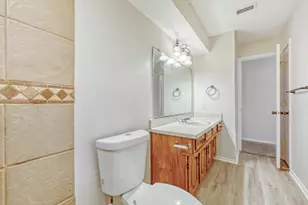 200 Connie Dr, DeSoto, TX 75115 - Photo 26