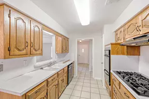 200 Connie Dr, DeSoto, TX 75115 - Photo 12