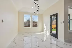 603 SW 15th St, Grand Prairie, TX 75051 - Photo 14