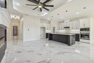 603 SW 15th Street, Grand Prairie, TX 75051 - Photo 8