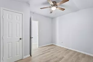 1813 Crockett St, Garland, TX 75042 - Photo 20