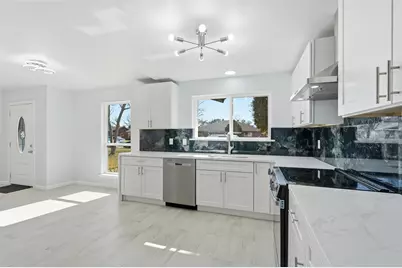 1813 Crockett Street, Garland, TX 75042 - Photo 8