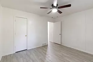 716 N Cummings Dr, Alvarado, TX 76009 - Photo 12