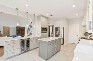 2706 Shady Hill Ct, Grapevine, TX 76051 - Photo 8