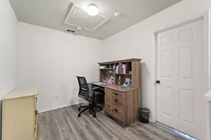 2600 Hidden Valley Dr, McKinney, TX 75071 - Photo 20