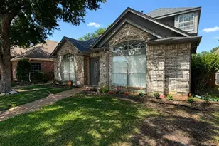 2123 Daniel Way, Carrollton, TX 75006 - Photo 2