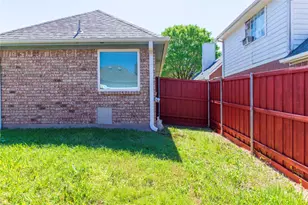 2009 Arbor Creek Dr, Carrollton, TX 75010 - Photo 36