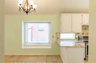 2009 Arbor Creek Dr, Carrollton, TX 75010 - Photo 18