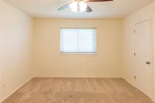 2009 Arbor Creek Dr, Carrollton, TX 75010 - Photo 28