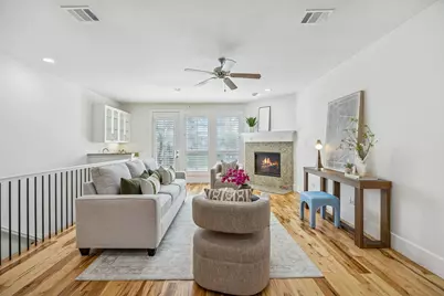 2606 Shelby Avenue #304, Dallas, TX 75219 - Photo 1